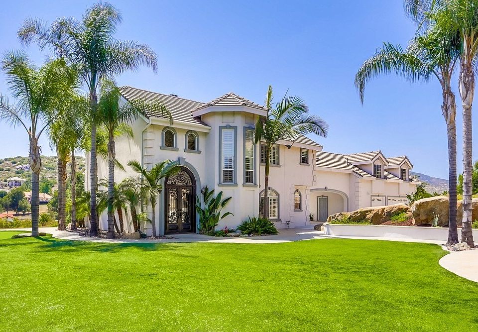 1st image of 10055 Pebble Creek Ln