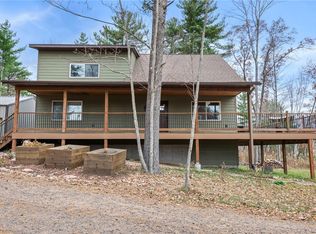 W6103 Foss Ln, Spooner, WI 54801