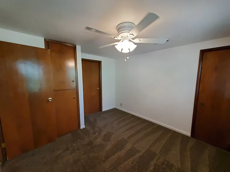 Walnut St 2115 — Photo 15