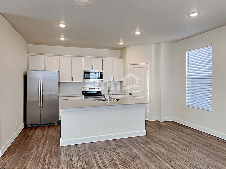 6026 W South Jordan Pkwy — Photo 3