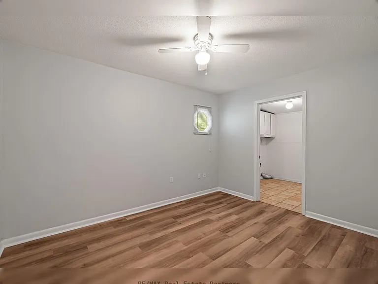 307 N 40th Ave — Photo 20