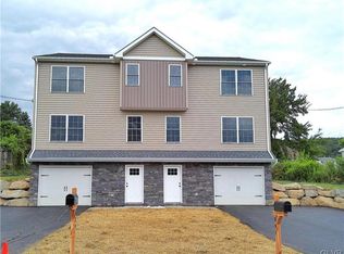 841 E Lynnwood St, Allentown, PA 18103