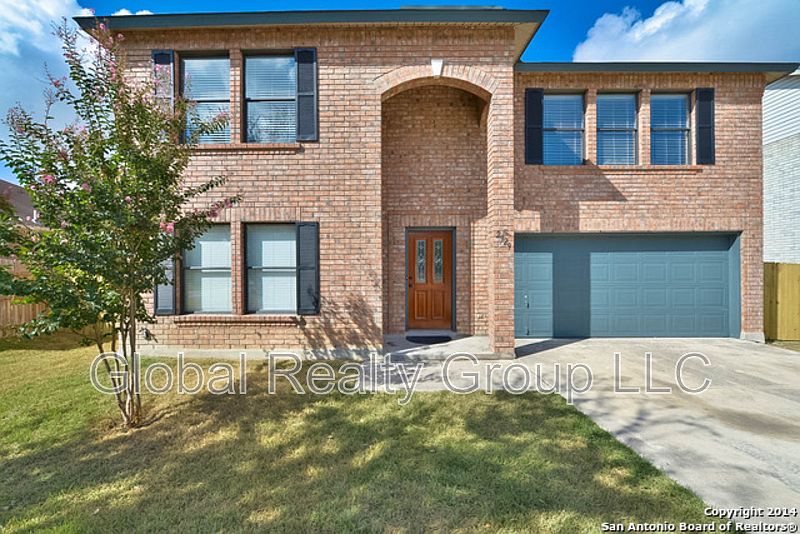 1st image of 2929 Cottonwood Dr
