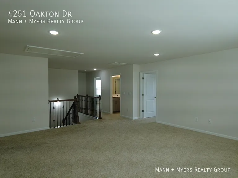 4251 Oakton Dr — Photo 24