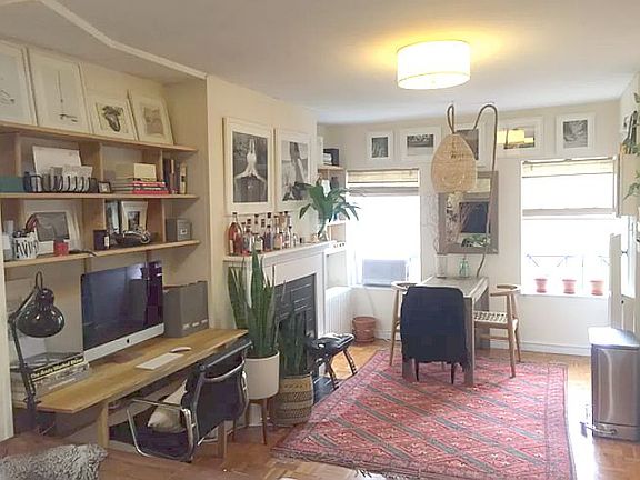 4th image of 1 Milligan Pl APT 3