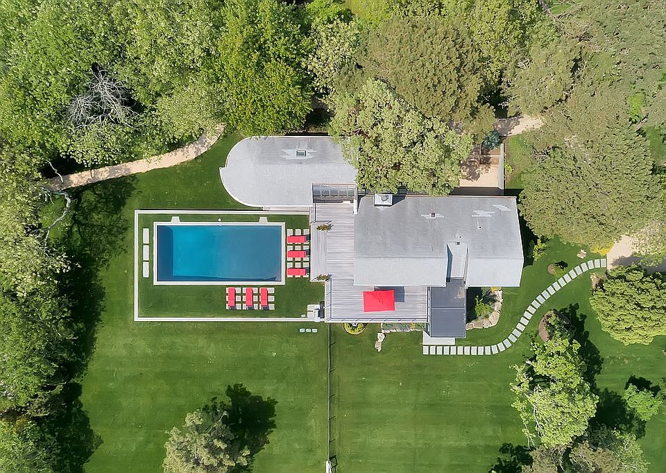1st image of 125 Middle Pond Rd