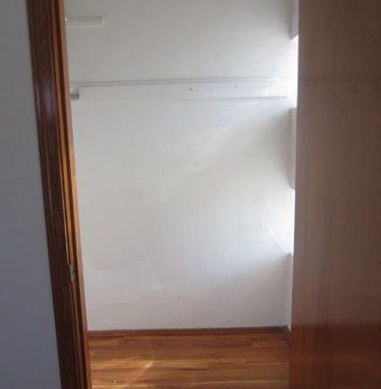 3rd image of 7166-7168 Jamieson Ave