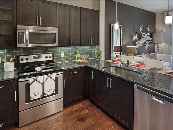 https://dallascityapartments.com/ - (214) 929-9611