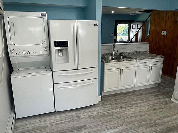 5th image of 608 El Hatco Dr