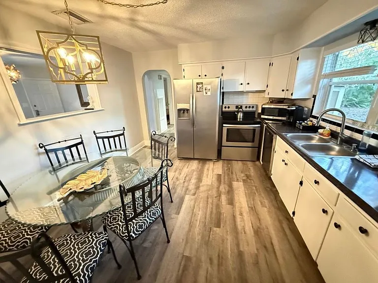 1543 W River Ln — Photo 3
