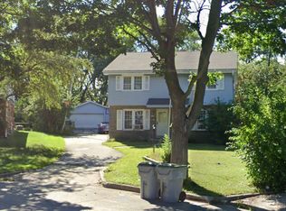 5247 N 88th Ct, Milwaukee, WI 53225