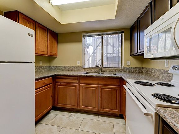 3rd image of 2125 Sun Ave APT B