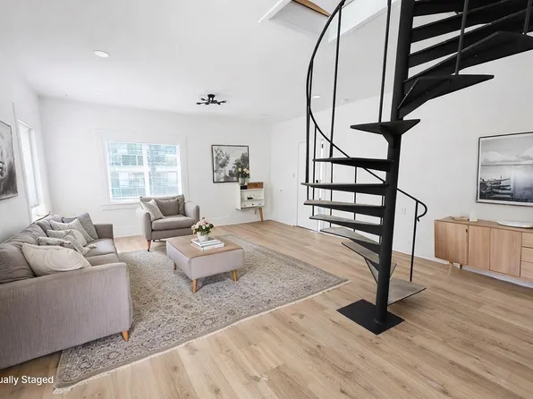 1600 E Ocean Blvd, Long Beach, CA