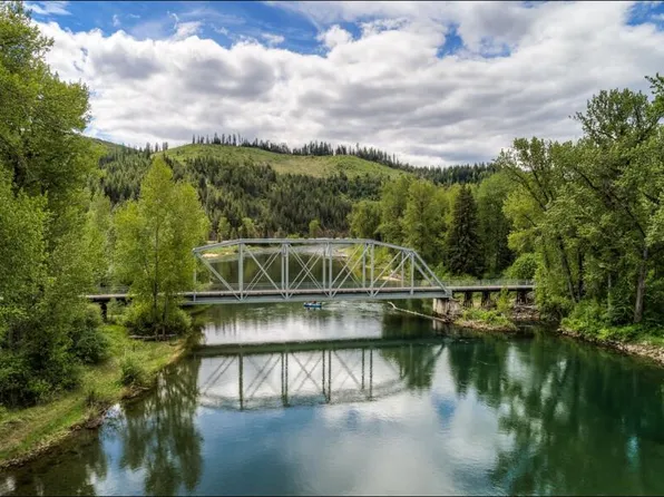 43143 Riverview Dr, Kingston, ID 83839