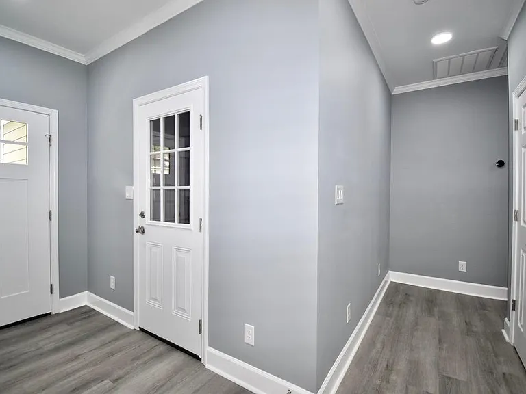 313 W Forest Ave — Photo 7
