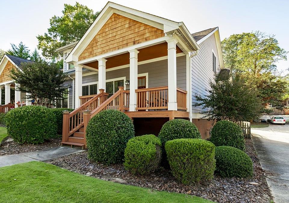 1st image of 723 Frasier Cir