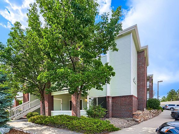 2nd image of 33 S Boulder Cir #108