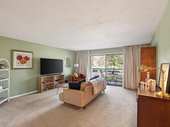 2200 Nevada Ave S APT 114, Saint Louis Park, MN 55426