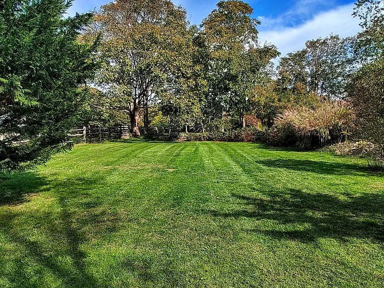 94 Cross Rd — Photo 50