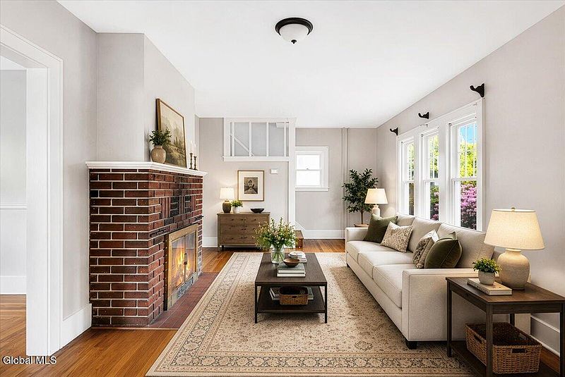 2nd image of 3 Wallace Street