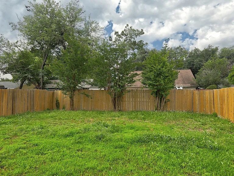 2102 Apollo Rd — Photo 27