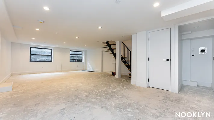 Rented by Nooklyn NYC LLC | media 13