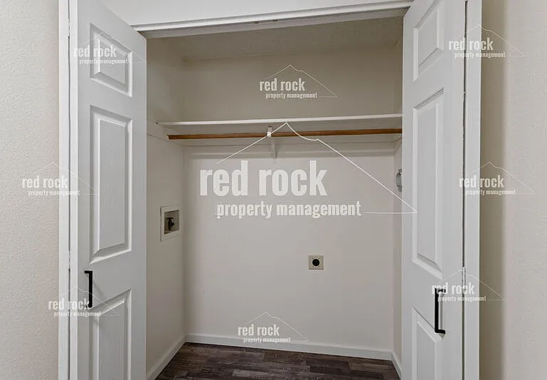 3901 W Spiers Ave #3 — Photo 19