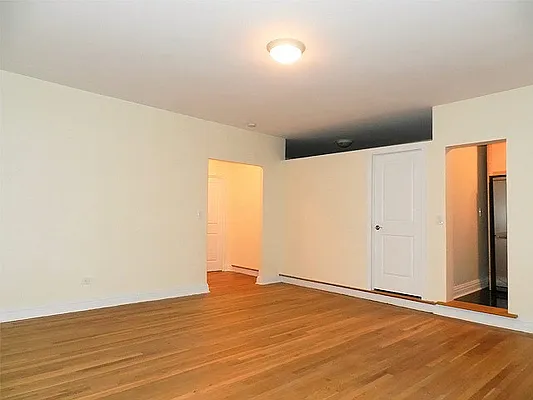 Rented by Compass | media 13