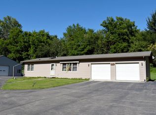 N6070 Johnson Coulee Rd, Holmen, WI 54636