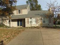 1st image of 524 Plaza Dr