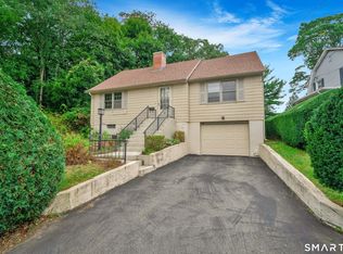 95 Lower Boulevard, New London, CT 06320