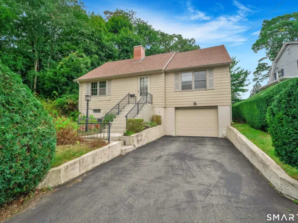 95 Lower Boulevard, New London, CT 06320
