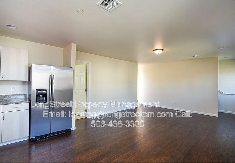1960 NW Taylor Ave #101 — Photo 18