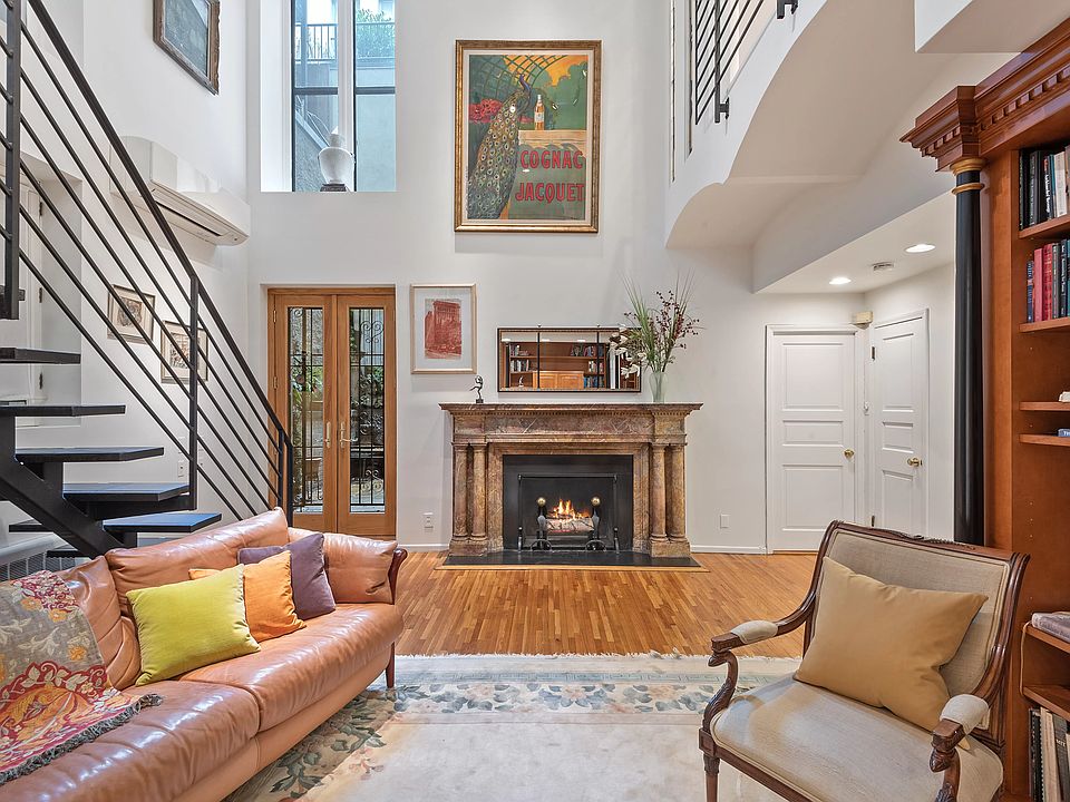 1st image of 35 E 68th St APT 1B