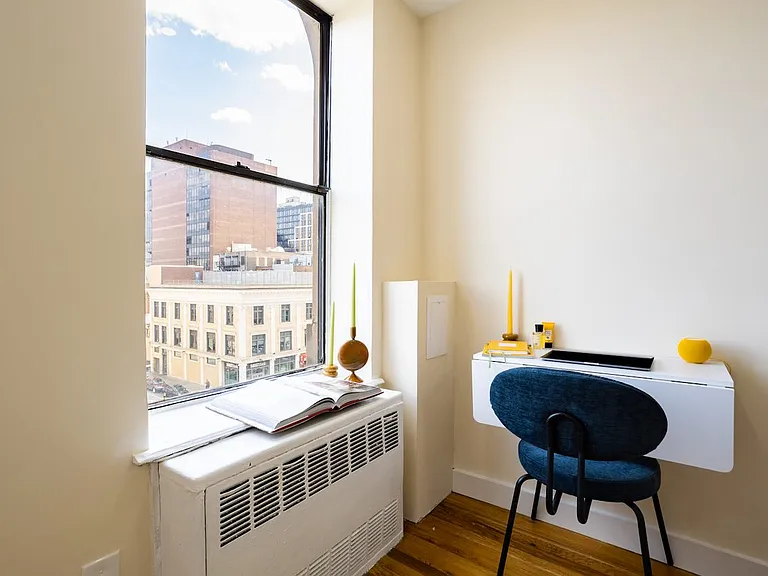 325 Lenox Ave #2 — Photo 4