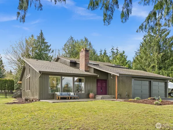 2402 185th Avenue E, Lake Tapps, WA 98391