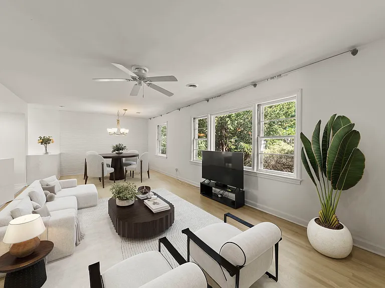 354 Indian Dr — Photo 8