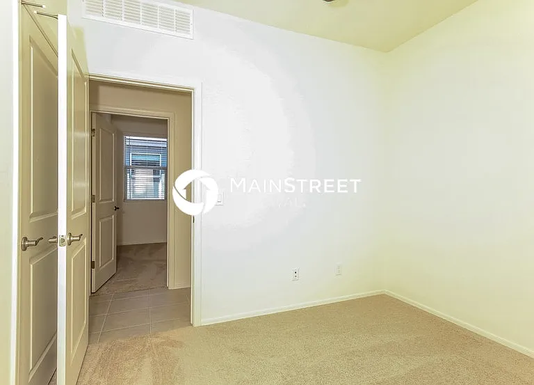 10677 W Dickerson Dr — Photo 6
