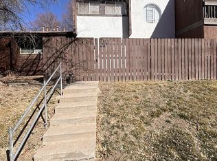106 Scotland Rd, Pueblo, CO 81001