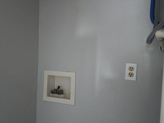 5th image of 403 E Robertson Ave #B
