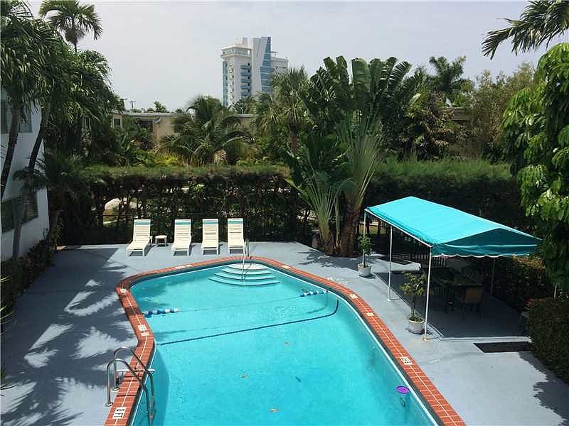 1st image of 10006 E Bay Harbor Dr #101