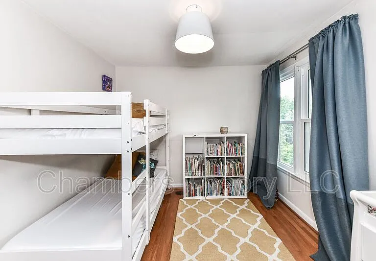 2112 Military Rd — Photo 17