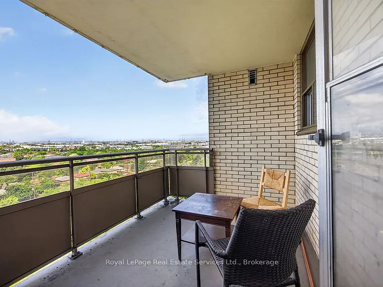 390 Dixon Rd #1406 — Photo 28