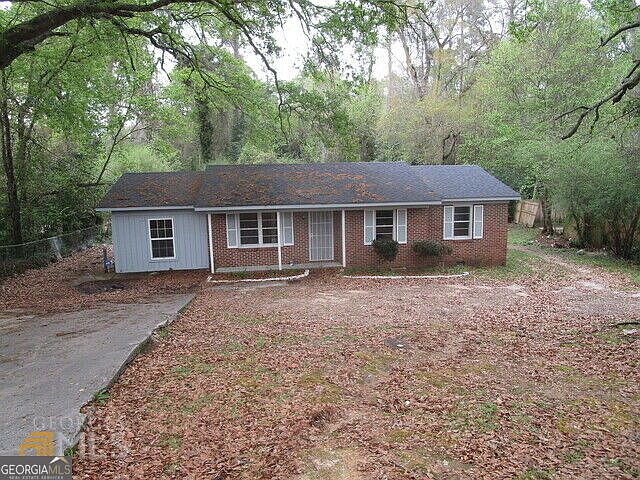1st image of 4300 Essex Rd
