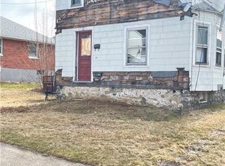 11 Beebe St, Naugatuck, CT 06770