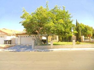 2560 Machado Dr, Henderson, NV 89074
