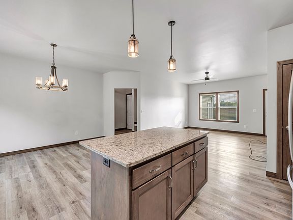 5th image of 133 Madison Way