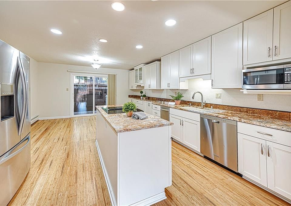 1st image of 866 Northwood Blvd #35