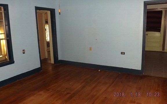 2nd image of 14151 E Fm 321