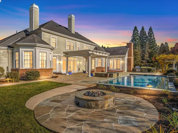 36 El Alamo Ct, Danville, CA 94526